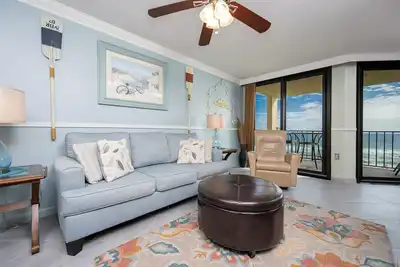 Image de One Bedroom ~ Phoenix 3 Condo sur la plage ~ 5ème étage