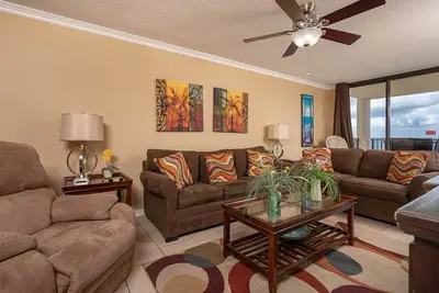 Image de 5ème étage à Phoenix Vii * 1 chambre à coucher * - Obtenez une nuit gratuite!