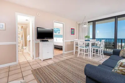 Image de Tout est meilleur à la plage! Réservez votre escapade maintenant