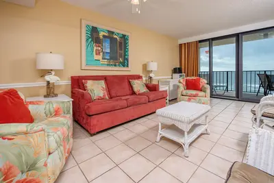 Image de 1 Br 1 Ba ~ Phoenix I ~ Condo 1074