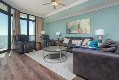 Image de Phoenix West Ii ~ Lazy River ~ Waterslide ~ 3 chambres 4 salles de bain * 11ème étage
