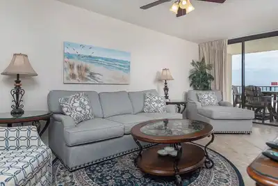 Image de Premium 1 Bedroom ~ Phoenix Vii ~ Espace de stationnement réservé!