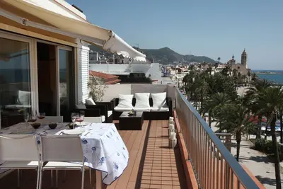 Image de Appartement au dernier étage, terrasse de 50m2, une vue spectaculaire sur la mer