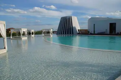 Image de Yoo Nordelta par Philip Starck Condo Luxe
