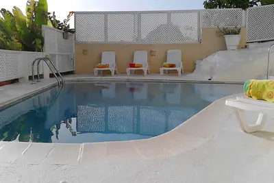 Image de Barbados villa near beach -- the view, 2 private pools, WiFi, staff, relaxation