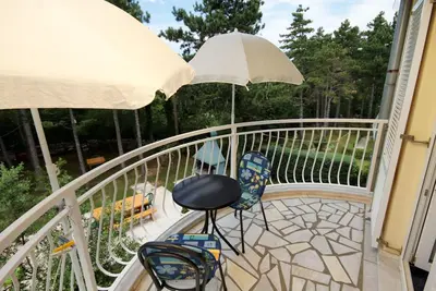 Image de Garçonnière avec la terrasse Jadranovo, Crikvenica (As-5521-a)