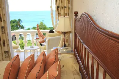Image de Villa Barbade de 3 chambres près de la plage - Vues fantastiques sur l'océan! Piscine privée, Wifi