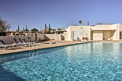 Image de Green Valley Townhouse w / Patio & Resort Services!