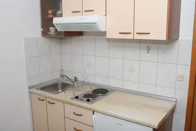 Image de Garçonnière avec air conditionné Bol, Brac (As-2884-a)