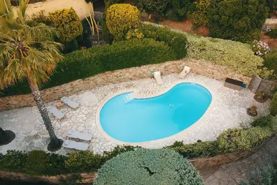 Image de Une villa de charme à 5 mn à pied de la plage du Canadel