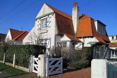 Image de Touque 6 : Villa de charme située sur le Boulevard Daloz La Touque