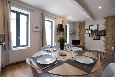 Image de Maison proche centre ville et citée avec terrasse sans vis à vis