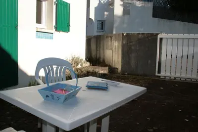 Image de Maison de vacances à La Terrière, 300m de la plage, proche forêt, 4 pers, parking, animal accepté