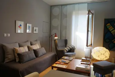 Image de Menerbes bright apartment most beautiful village in France in the Lubéron
