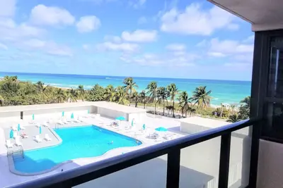 Image de Condo sur la plage grand luxe à Miami Beach - 604
