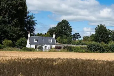 Image de Garden Cottage - chalet rural paisible, superbe base pour faire du tourisme