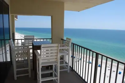 Image de Vue imprenable sur le golfe et juste une partie du prix du golfe!