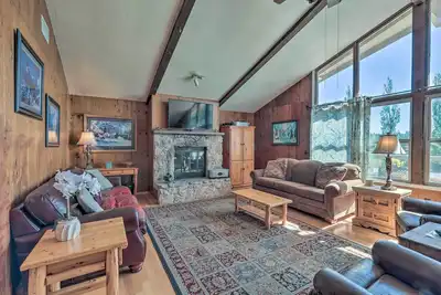 Flagstaff Townhome - Marchez jusqu'au Country Club - Piscines!