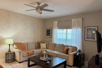 Image de 7 min from Disney World | Free Waterpark Ppl129