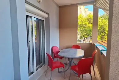 Image de Appartement d'une chambre avec la terrasse Podgora, Makarska (A-2615-a)
