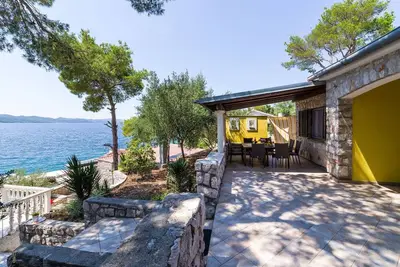 Image de Maison de pêcheur près de la mer Lavdara, Dugi otok (K-396)
