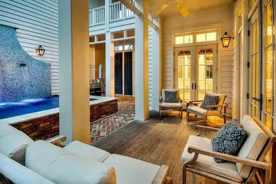 Image de Luxueuse maison de 7 chambres directement sur 30a WaterColor w / piscine privée!