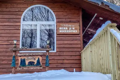 Image de Un Grand Trailside Maison de vacances avec magnifique mobilier et intérieure bain à remous et sauna