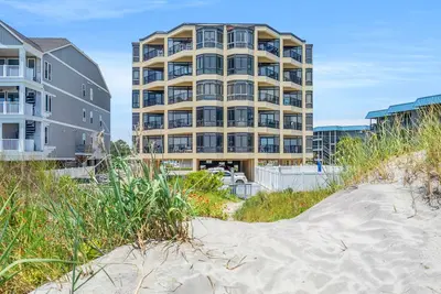 Image de Sedgefield Oceanfront Retreat