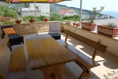 Image de Appartement de deux chambres avec la terrasse et la vue sur le mer Bilo, Primosten (A-3090-g)