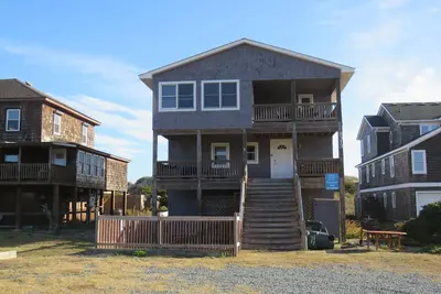 Image de 8313 Old Oregon Inlet Rd, OceanFRONT Piscine privée / Baby-foot / Espace pour animaux de compagnie