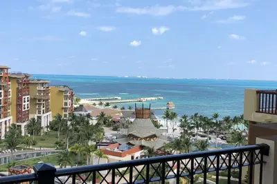 Image de Noël à Cancun! Amenez les enfants! Suite Première Classe (12 \/ 22-29 \/ 2018) 6 personnes