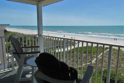 Image de Guest Penthouse 2 Br Condo- Now Booking Winter! !