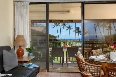 Image de Vues Panoramiques Sur L'OCÉAN | Magnifique Condo 2 Chambres | Wifi Et Parking