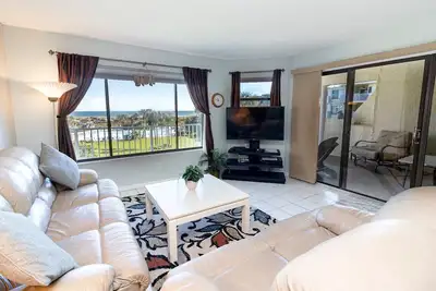 Image de Surfs Up! Découvrez ce condo avec vue sur la mer au Colony Reef Club 3305