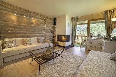 Image de Bel appartement rénové en dernier étage à Méribel, à proximité d'une piste