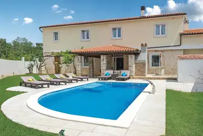 Image de Belle maison de 4 chambres à Peruski