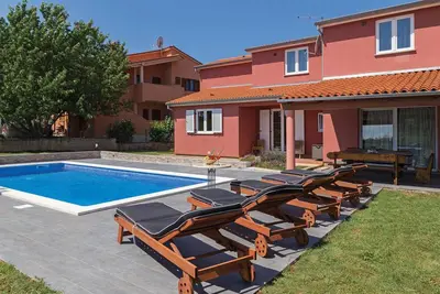 Image de Belle maison à Fazana avec WiFi