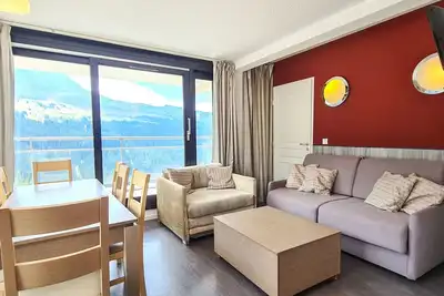 Image de Appartement Lumineux au Pied des Pistes avec Piscine, Parking, Spa et Grande Terrasse