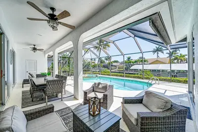 Image de Waterfront Marco Island Accueil w / Pool, Spa & Dock!