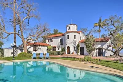 Image de «The Castle» Hacienda Heights Home w / Patio & Pool!