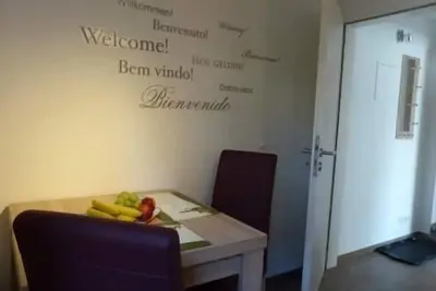 Image de Souterrainwohnung 49 qm fĂĽr 1 - 4 Personen mit 1 separaten Schlafzimmer