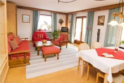 Image de -1- Ferienwohnung Rosenquarz (70qm), Balkon, Küche extra, 2 Schlaf- und 1 Wohn-\/Schlafzimmer, max 5 Personen