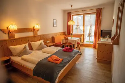 Image de (03)Ein-Raum-Ferienwohnung, 23qm, 2 Personen, 1 Wohn-Schlafraum, separate Küche, Terrasse
