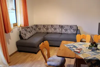 Image de Ferienwohnung (60qm), 2 Schlafzimmer, Dusche/Wc, Wohn-Eßzimmer, Einbauküche, Balkon, Sat-Tv, Flur, Garderobe