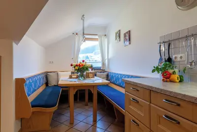 Image de Ferienwohnung -Westernberg- (90 qm), Balkon, Küche extra, 2 Schlaf- und 1 Wohnzimmer, max 4 Pers, Wlan