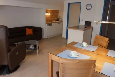 Image de Narzissen-Apartment für 4 Personen, 2 separate Schlafzimmer, Balkon, 65 m²