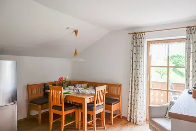Image de familienfreundliche Ferienwohnung mit Bergblick für 2-4 Personen mit 2 Schlafzimmern