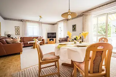 Image de große neu eingerichtete Ferienwohnung für 1 - 4 Personen