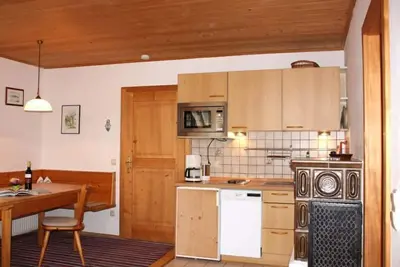 Image de Ferienwohnung bis 4 Personen, Bauernhof, 50 qm, Balkon, 2 Schlafzimmer, Wohnküche, Sat-Tv= Edelweißzimmer