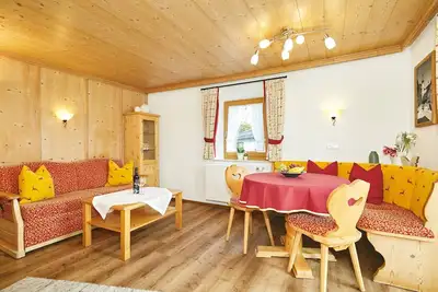 Image de Zwei-Raum-Ferienwohnung \"Bergblick\", 37m², extra Schlafzimmer, sep. Küche und Balkon